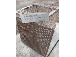 Lyukacsos vas konténerek eladók