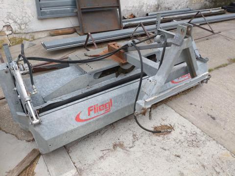 Fliegl seprőgép eladó