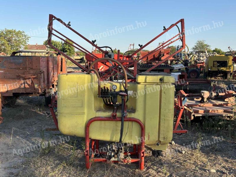 Agromehanika 600L függesztett permetező