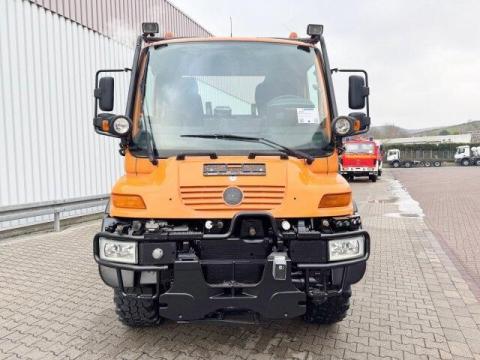 Unimog U 400 405/12 4x4 Unimog U 400 405/12 4x4