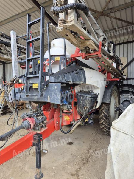 Kuhn Lexis 3000/18-11 permetező eladó