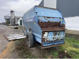 Eladó DeLaval 8ST etetőkocsi