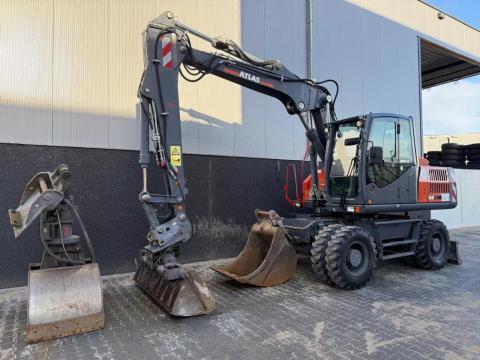 Atlas 160W / 2015 / 11 980 üzemóra / Lízing 20%-tól Atlas 160W / 2015 / 11 980 üzemóra / Lízing 20%-tól