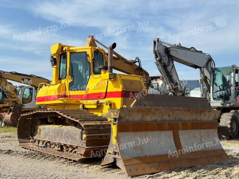 Komatsu D61PX-15EO dózer