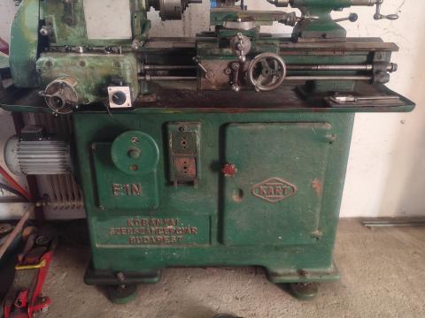 E1N műszerész eszterga eladó frekvenciaváltóval, fokozatmentes fordulatszám-szabályozással