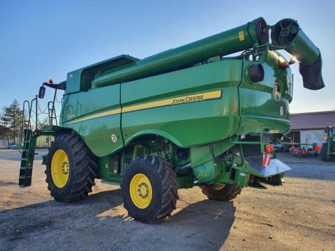 John Deere S670i összkerékhajtásos kombájn ProDrive 30km/h váltós