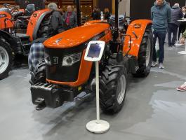 TAFE 7515 GE ültetvénytraktor – kompakt traktor szűk helyekre, gyümölcsösökbe IGJ