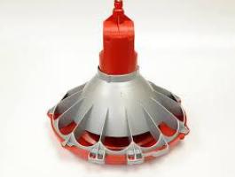 Baromfi etető rendszerek