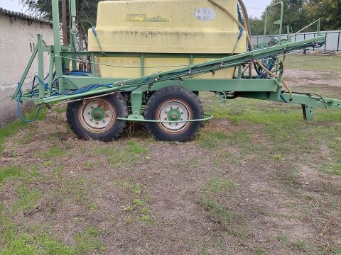 Huniper 3000 permetező egyben vagy bontva, tartály alváz szórókeret Huniper 3000 permetező egyben vagy bontva, tartály alváz szórókeret