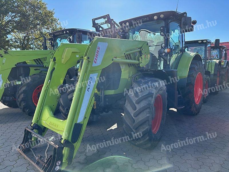 CLAAS Arion 620 Hexashift 2016, 135 LE, homlokrakodóval