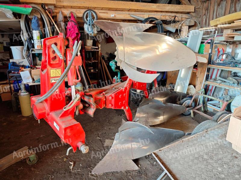 Vogel-Noot 3-as váltvaforgató eke eladó