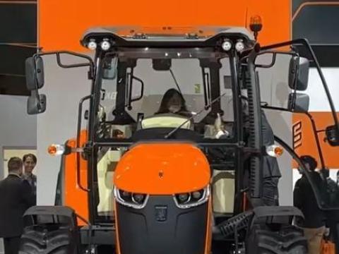 TAFE traktorok az Agritechnica 2025 kiállításon – Elektromos és hibrid újdonságok, innovatív mezőgazdasági megoldások IGJ