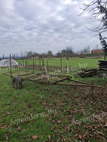 Egytengelyes,  teljesen nyitott pótkocsi