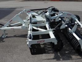 ERMO Ghibli 400 féligfüggesztett rövidtárcsa