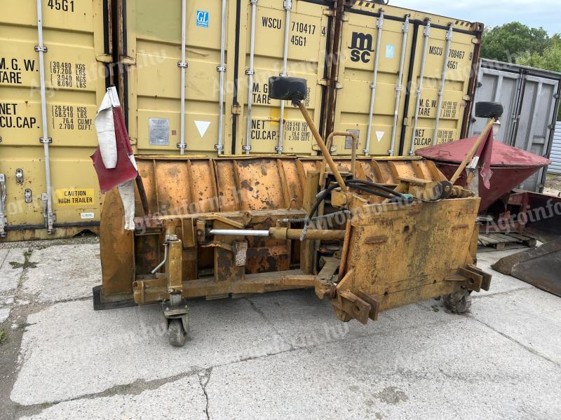 Hidraulikus hótolólap traktorra