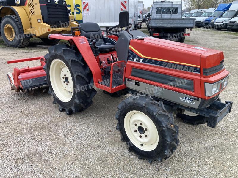 Yanmar F255D 25 lóerős japán kistraktor 180-as talajmaróval, gyári állapotban eladó