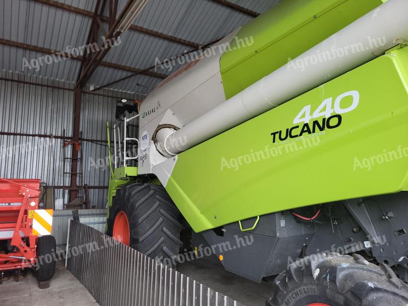 Claas Tucano 440 eladó, kitűnő állapotban