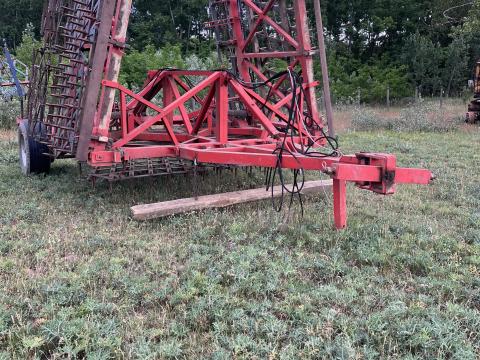 8,4 méteres fogas borona rögtörő hengerekkel eladó