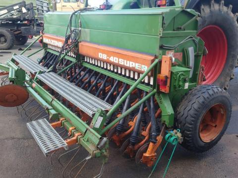 Amazone D8 40 tárcsás vetőgép