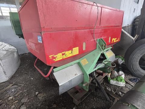 Eladó műtrágyaszórók Eladó műtrágyaszórók