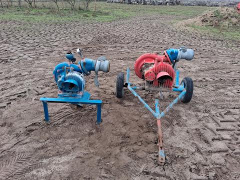 Bauer vízszivattyú gardán hajtású