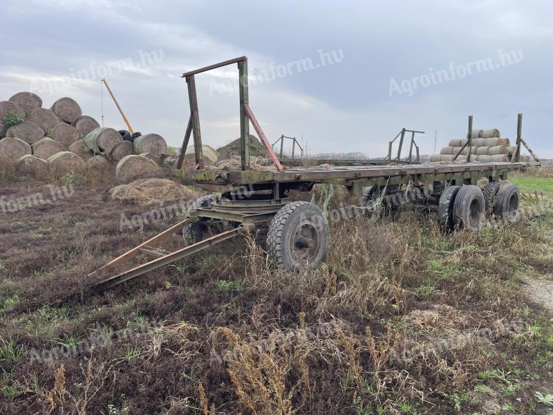 ELADÓ EGYEDI BÁLASZÁLLÍTÓKOCSI