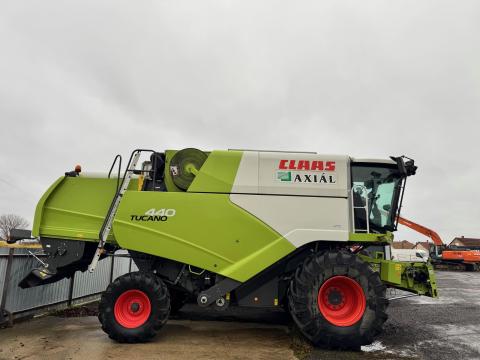 CLAAS Tucano 440, 1520 üzemóra