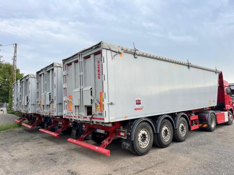 Gabonás pótkocsi Benalu 45m3, 40 000 km