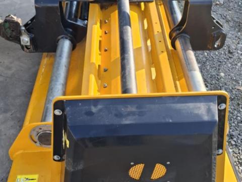 Müthing MU-M300 szárzúzó eladó – 3 méteres prémium német gép