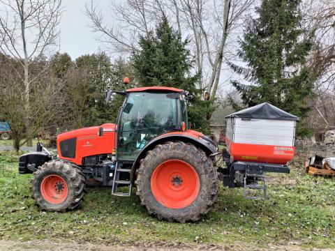 Kubota M135GX fronthidraulikával, művelőkerékkel, GPS-szel eladó Kubota M135GX fronthidraulikával, művelőkerékkel, GPS-szel eladó