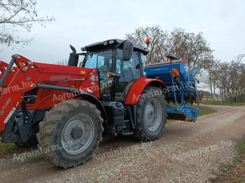 Massey Ferguson 6713S