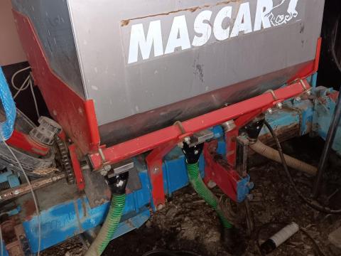Mascar Futura KIN8 szemenkénti 6 soros tárcsás vetőgép eladó