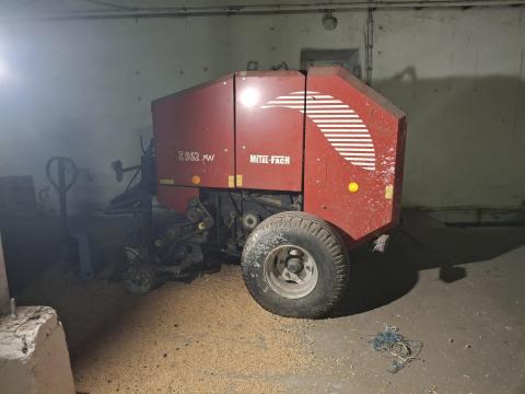 Metal-Fach Z562 RN Fix kamrás körbálázó eladó