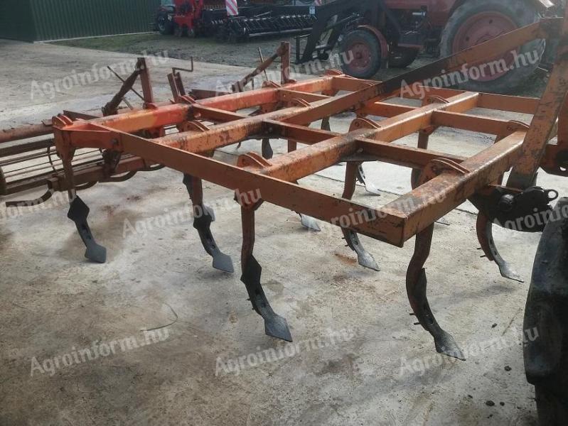 Howard Gruber 13 kapás talajművelő gép eladó