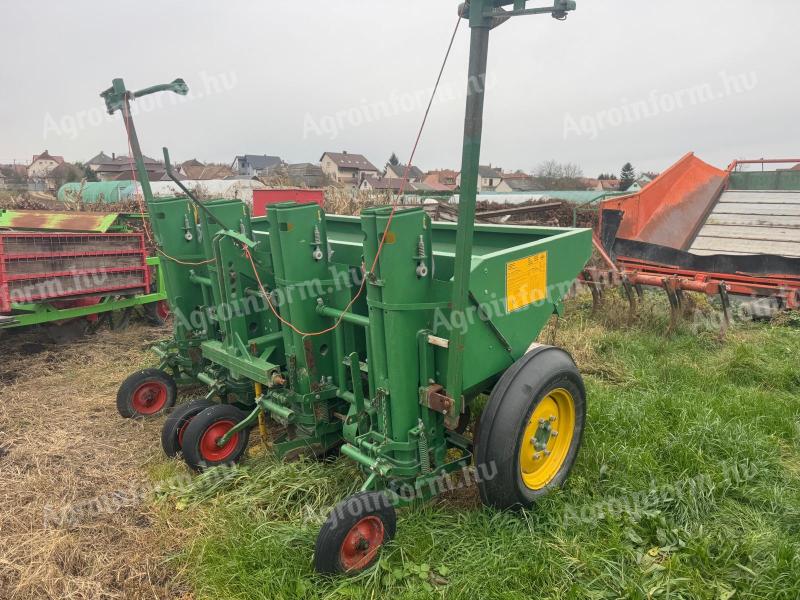 CRAMER 4 SOROS BURGONYAVETŐGÉP,  KRUMPLIVETŐ,  BURGONYAVETŐ