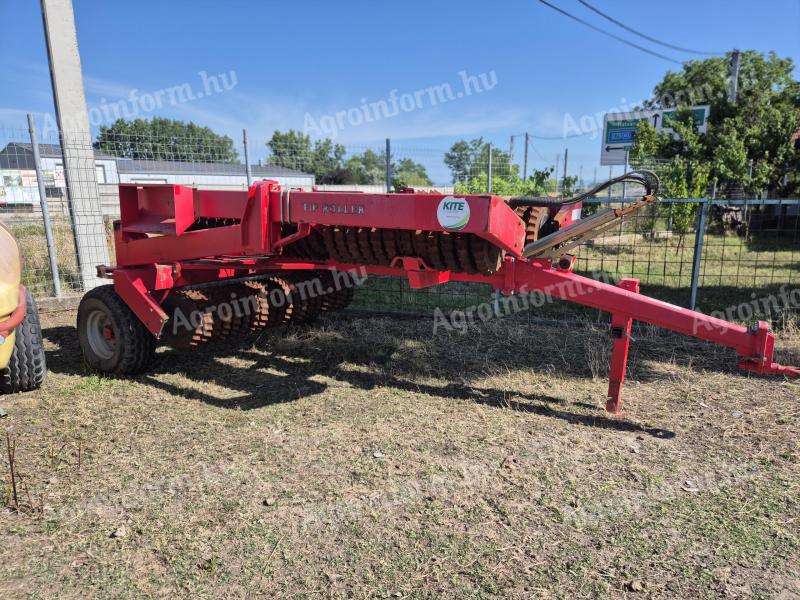 HE-VA vontatott Roller 8,2 m-es henger újszerű,  jó műszaki állapotban eladó