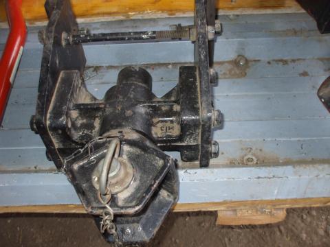 MTZ 1221 új fixes vonófej eladó MTZ 1221 új fixes vonófej eladó