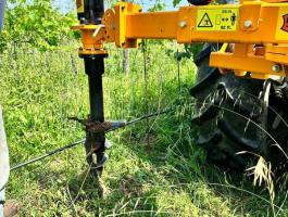 SELVATICI HIDRAULIKUS FÚRÓFEJ ÉS SZŐLŐTŐKE KIEMELŐ