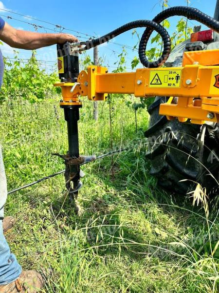 SELVATICI HIDRAULIKUS FÚRÓFEJ ÉS SZŐLŐTŐKE KIEMELŐ