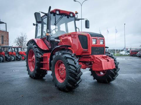 Belarus MTZ 1025.7 traktor – raktárkészletről – Royal Traktor
