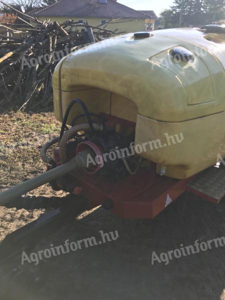 2000 literes Axiál ventilátoros permetező eladó