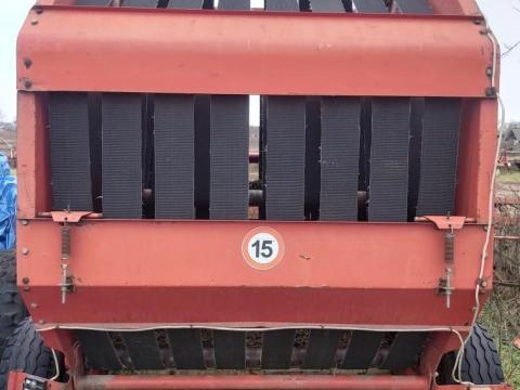 Hesston M-1300 (1997) körbálázó eladó