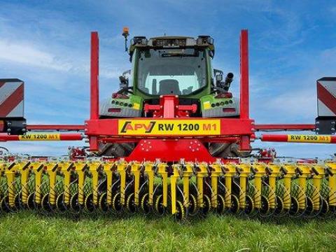 APV RW 600 rugóujjas gyomfésű mulcs műveléshez