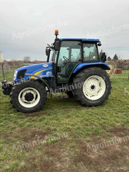 New Holland 5040