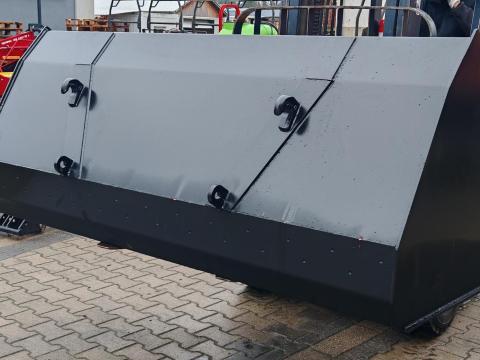 Homlokrakodó kanál 2 m 1 m³ EURO szabványú