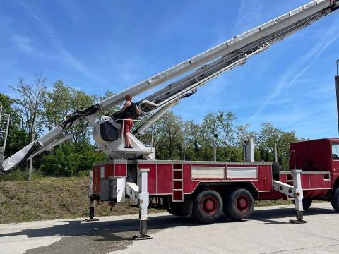 Rába emelőkosaras gépjármű eladó – Simon Snorkel SS400 emelőberendezéssel