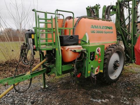 Amazone UG 3000 Special permetező eladó – 2015, 18 méteres keret, Amaspray monitor