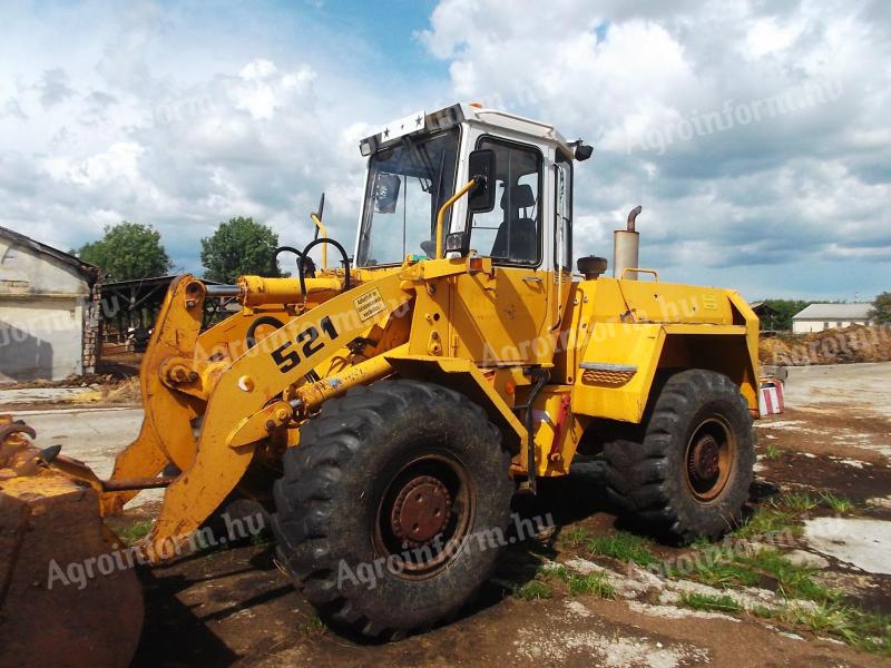 Liebherr 521 homlokrakodó eladó vagy csere lehetőséggel