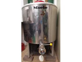 Miele tejhűtő, 150 literes, rozsdamentes tartály