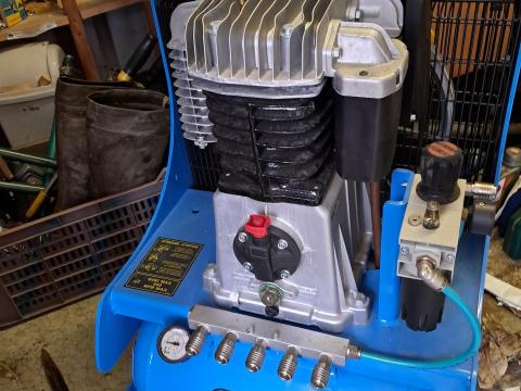 Campagnola Ecoplus 950 kompresszor eladó, újszerű állapotban